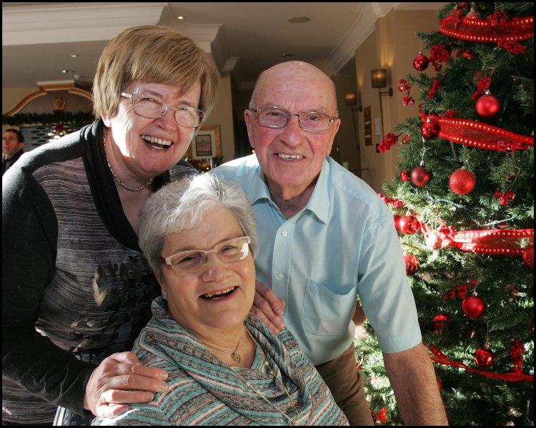 Enjoying Christmas with a loved one who has dementia