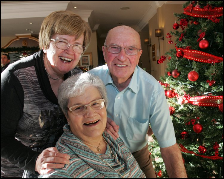 Enjoying Christmas with a loved one who has dementia