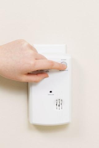 Carbon monoxide poisoning – know the signs and symptoms Carbon monoxide poisoning – know the signs and symptoms