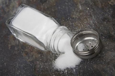 Salt Awareness Week: reduce salt intake to lower your blood pressure Salt Awareness Week: reduce salt intake to lower your blood pressure