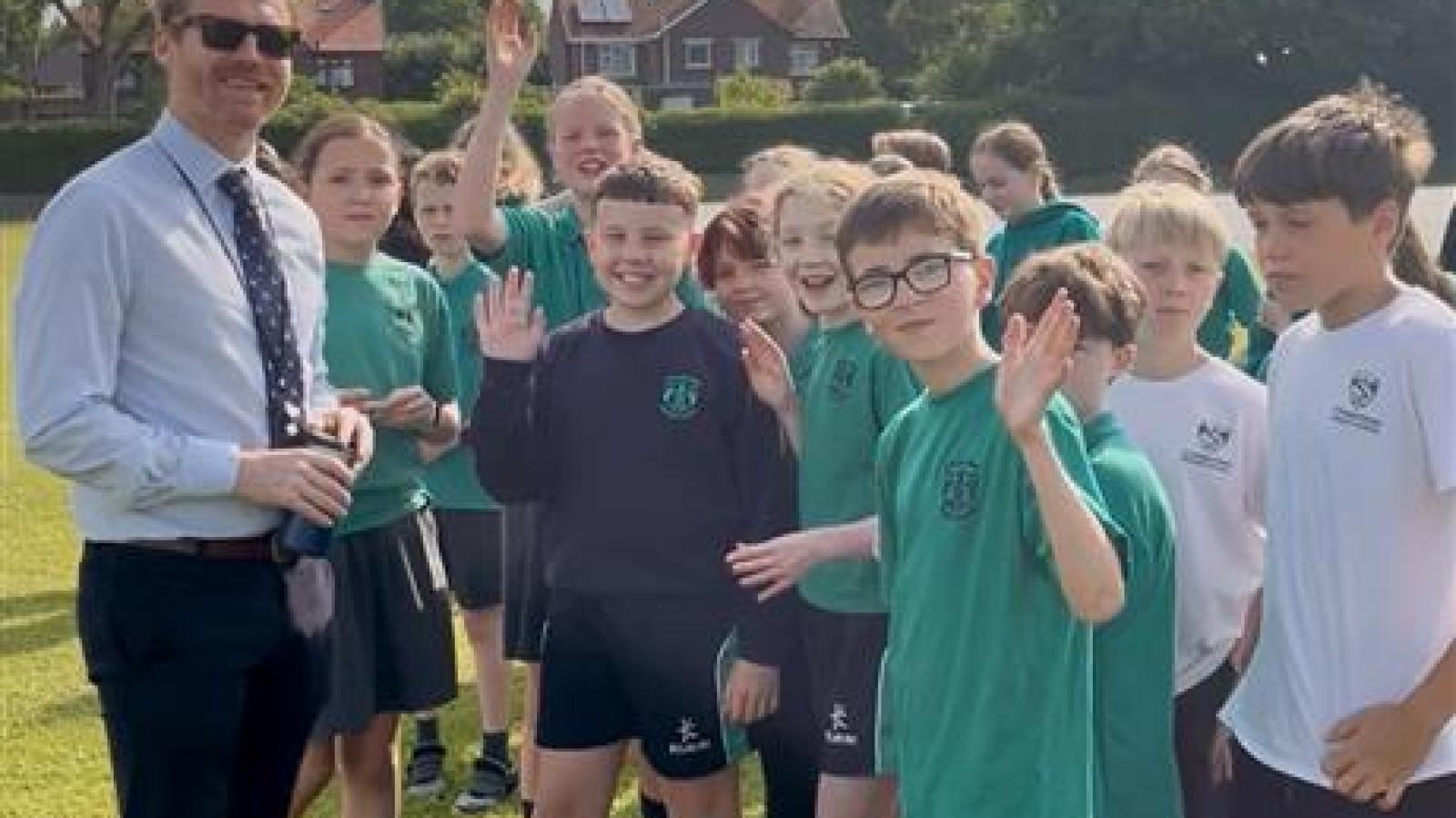 The Daily Mile image of school children participating